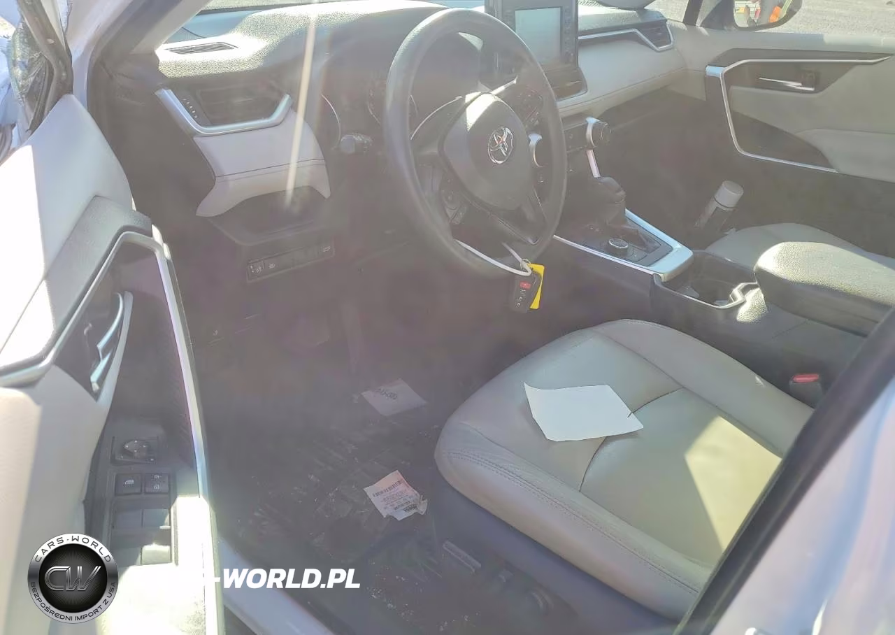 2019 Toyota Rav4 Xle VIN:JTMRWRFV1KD019102 - 8