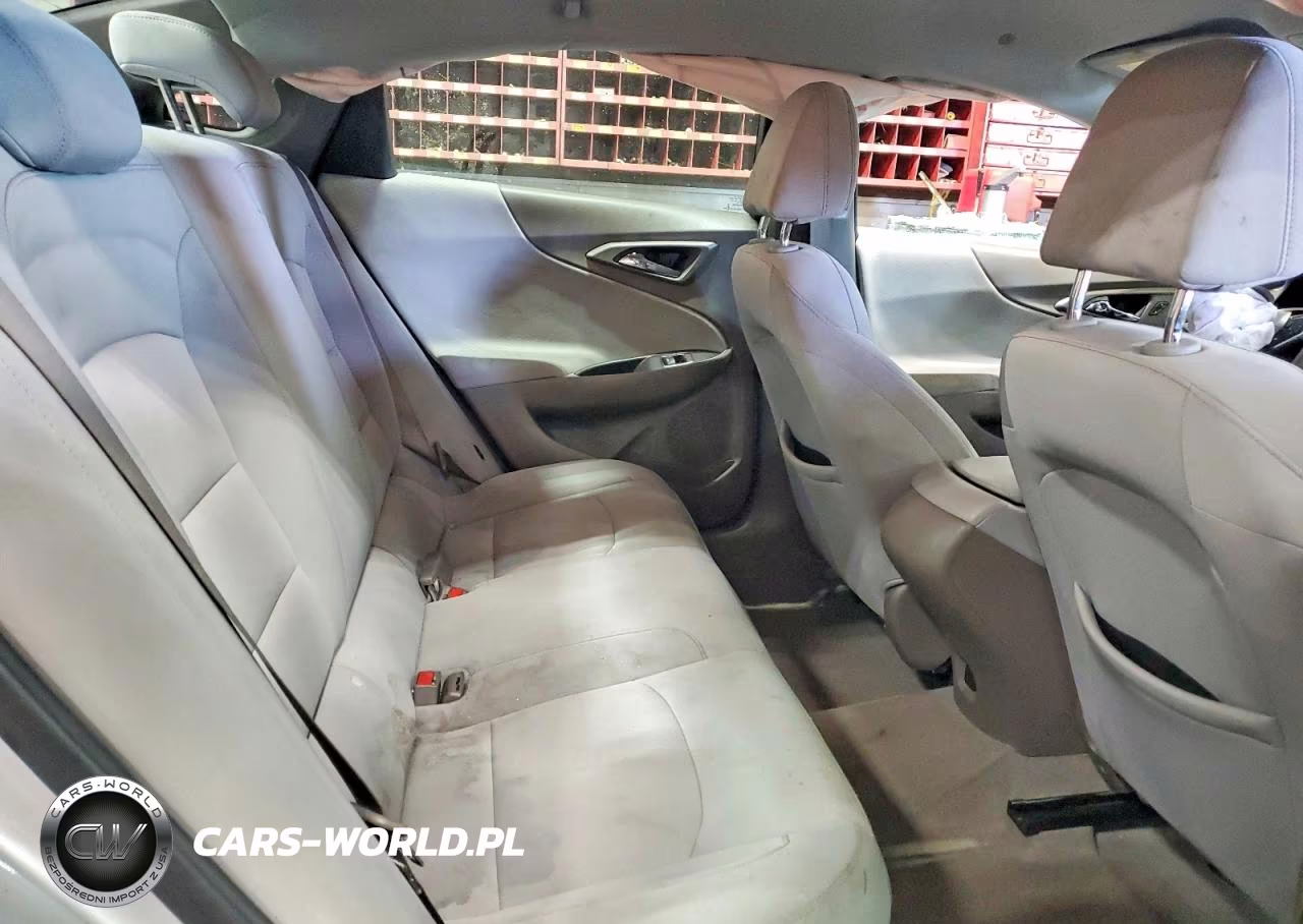 2019 Chevrolet Malibu Ls VIN:1G1ZC5ST7KF200949 - 10