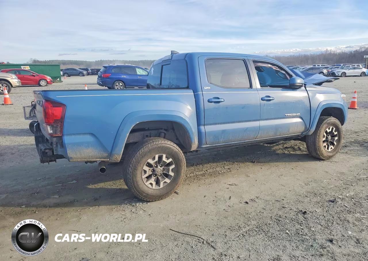 2019 Toyota Tacoma VIN:3TMCZ5AN4KM226939 - 3