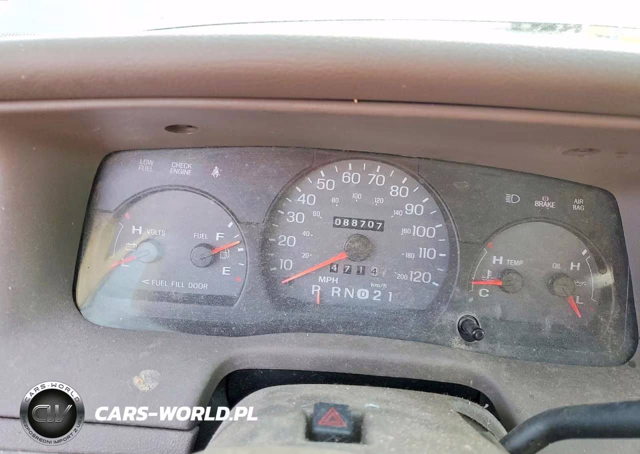 2003 Mercury Grand Marquis Ls VIN:2MEFM75W53X710049 - 9