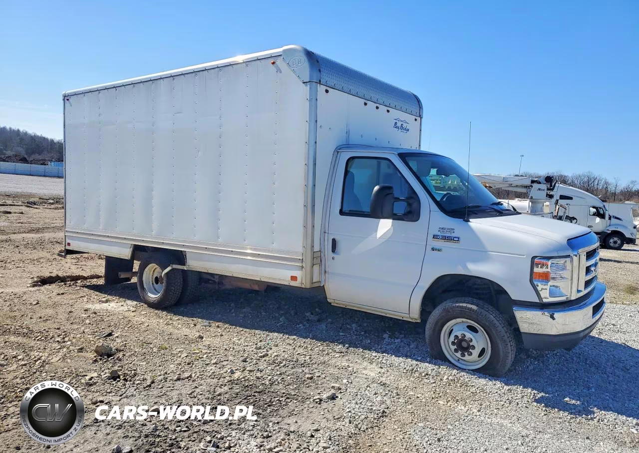 2017 Ford E350 Super Duty Box Truck VIN:1FDWE3F65HDC67210 - 4