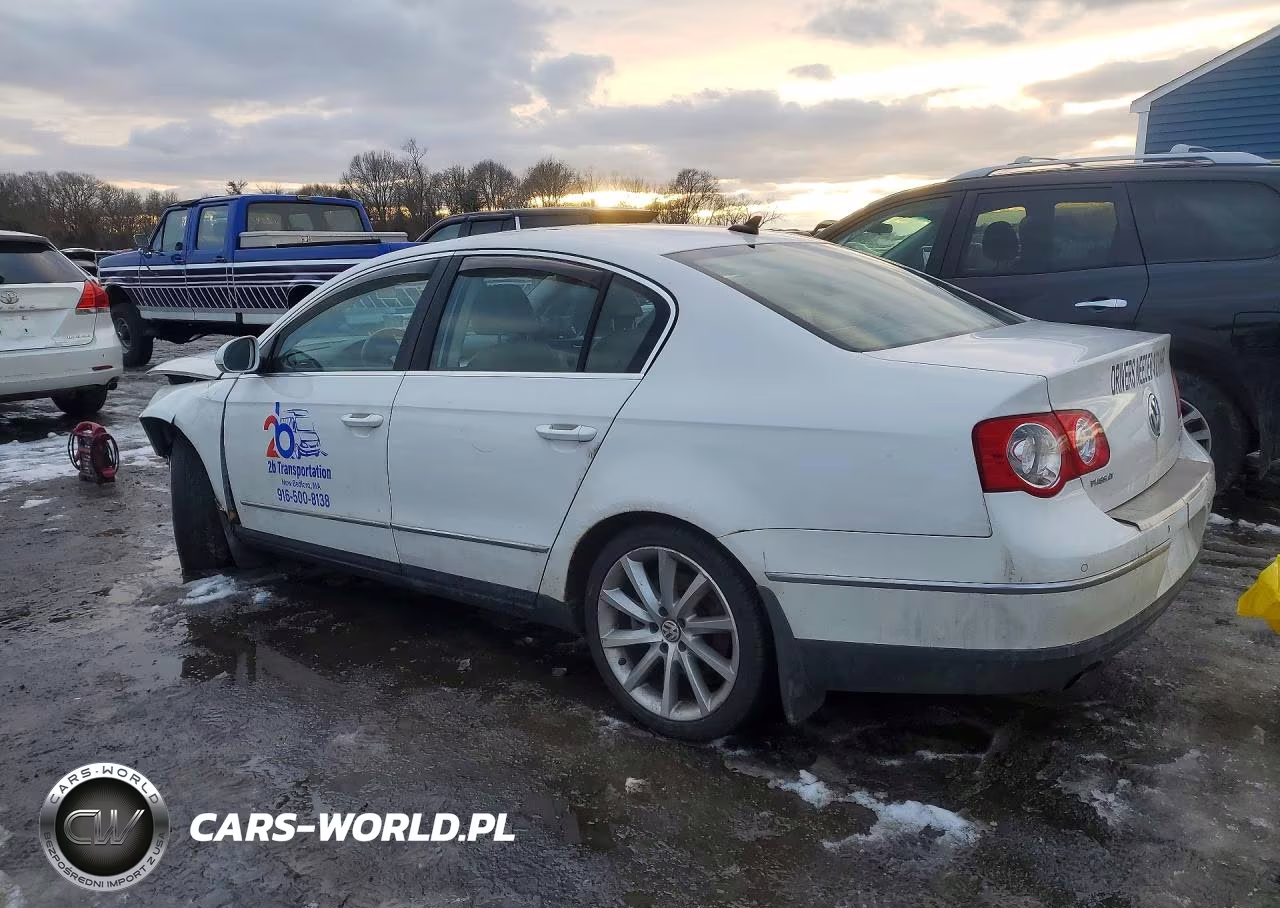 2008 Volkswagen Passat Vr6 4Motion VIN:WVWDU73CX8E165864 - 2