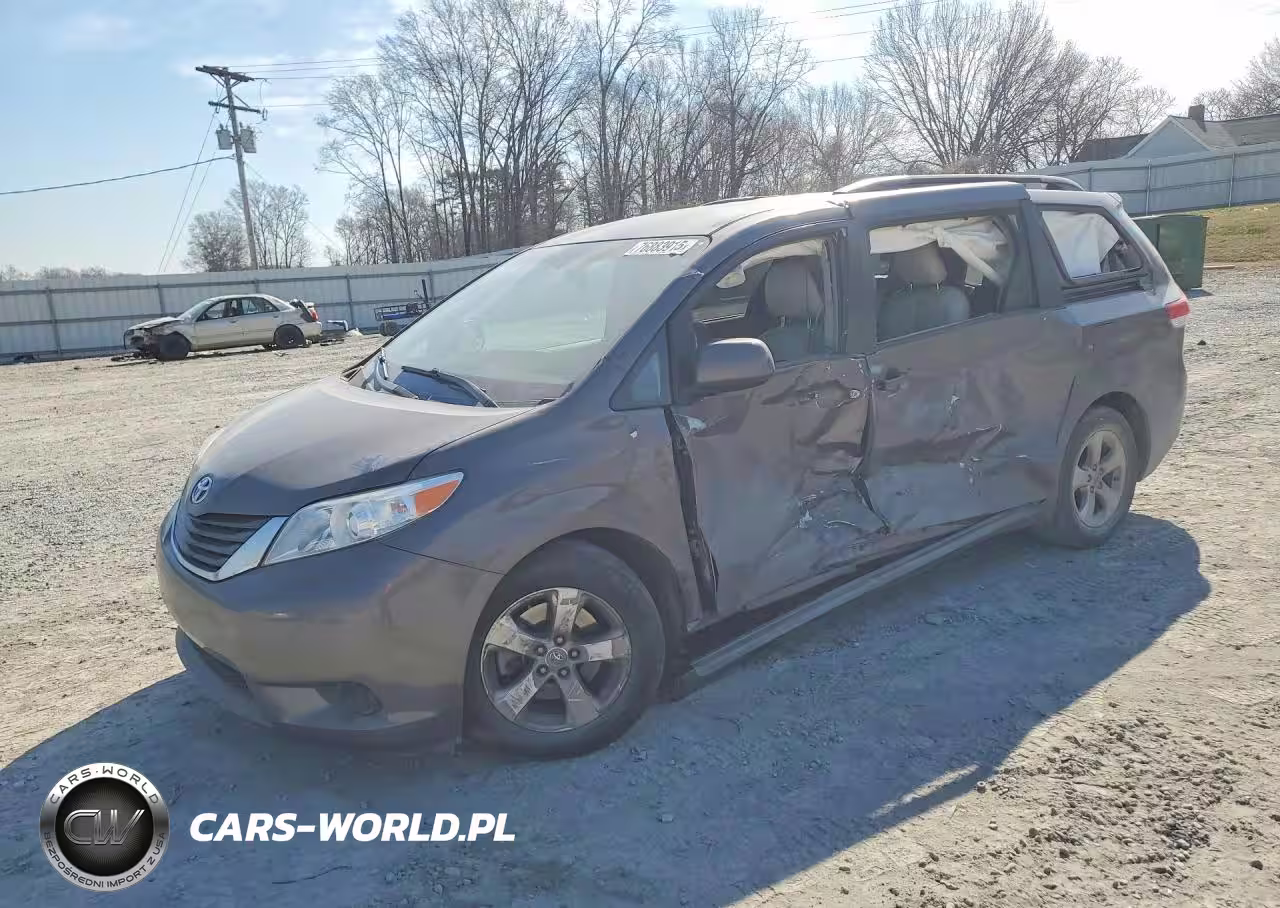 2014 Toyota Sienna Le