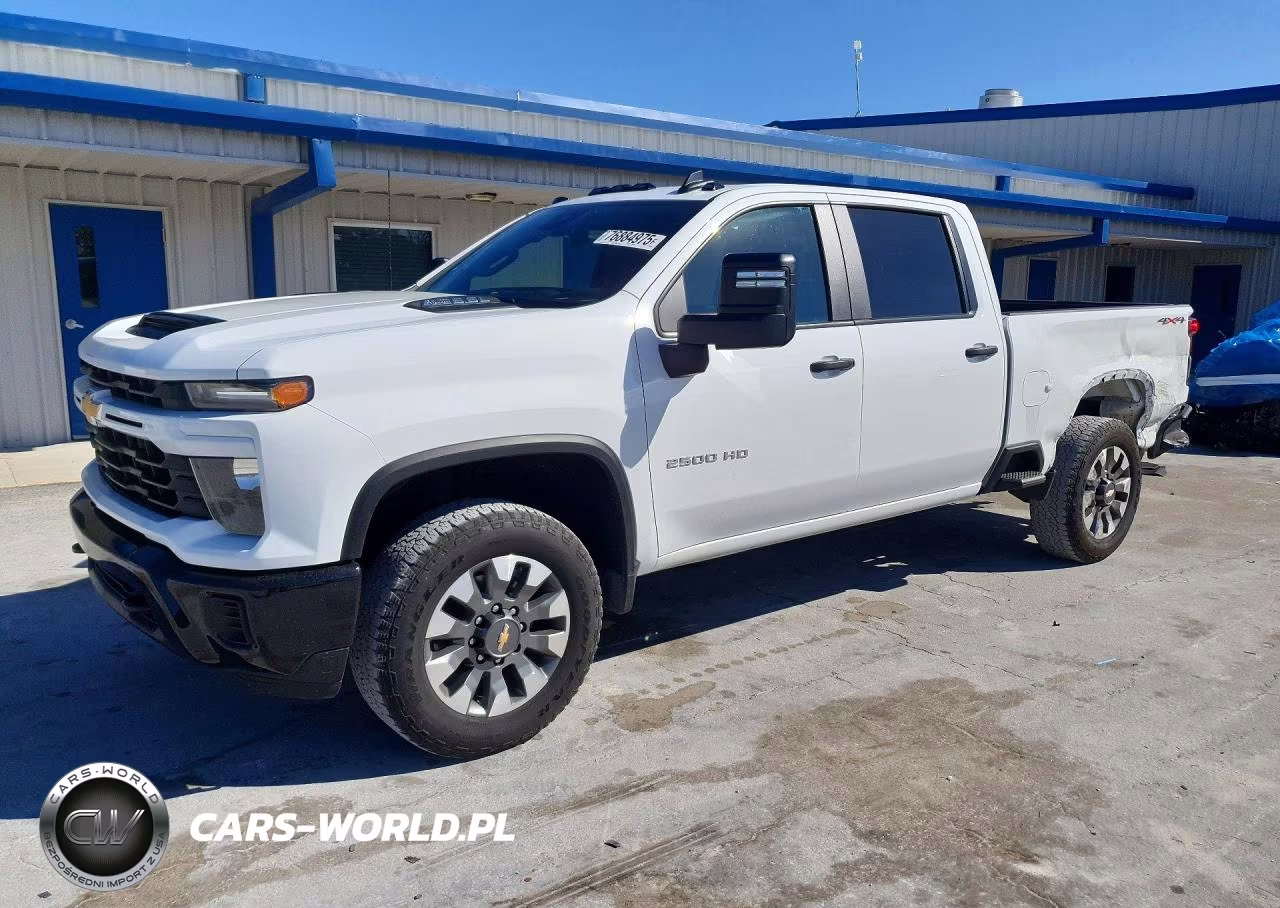2025 Chevrolet Silverado K2500 Custom