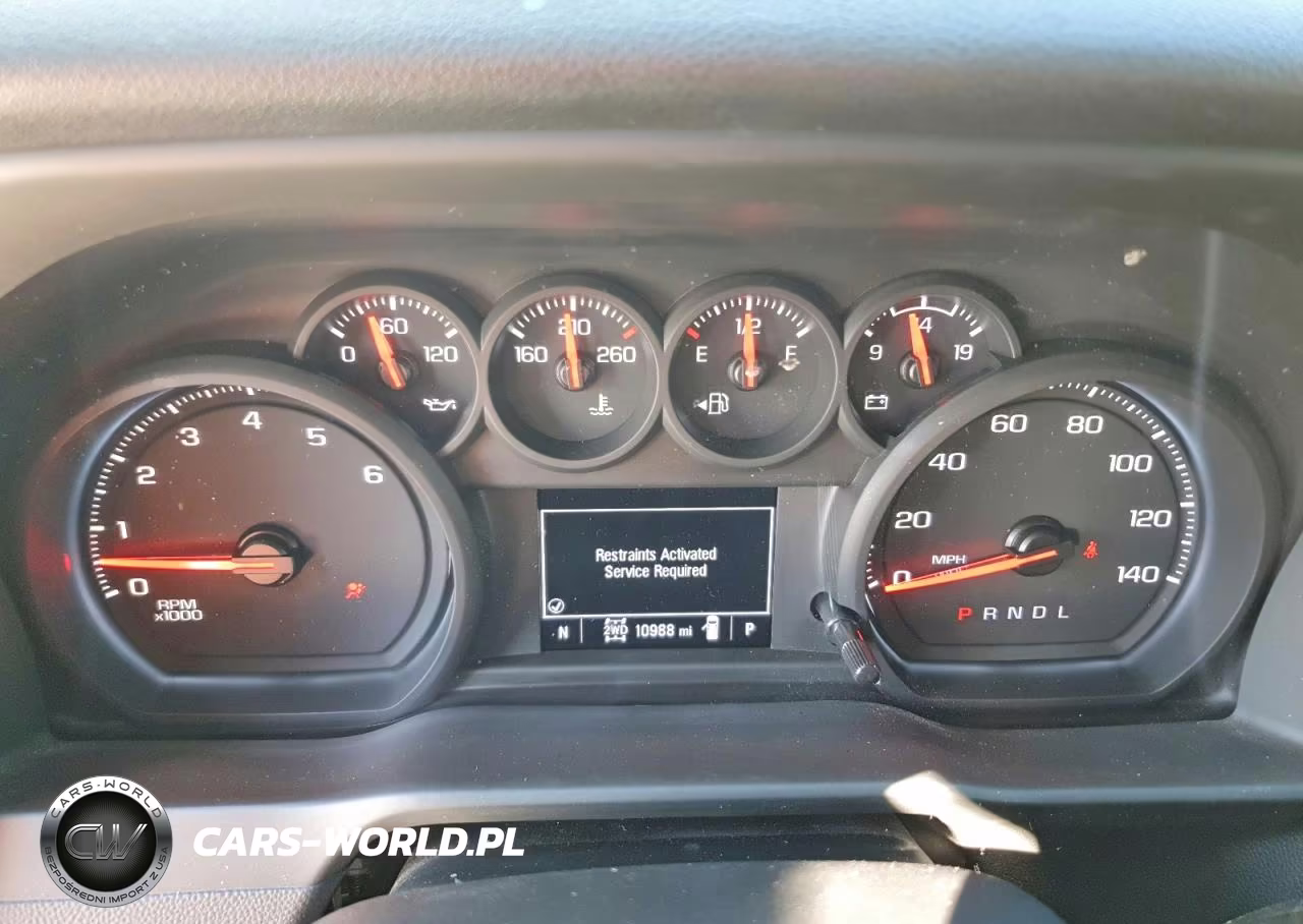 2025 Chevrolet Silverado K2500 Custom VIN:1GC4KME76SF366523 - 9