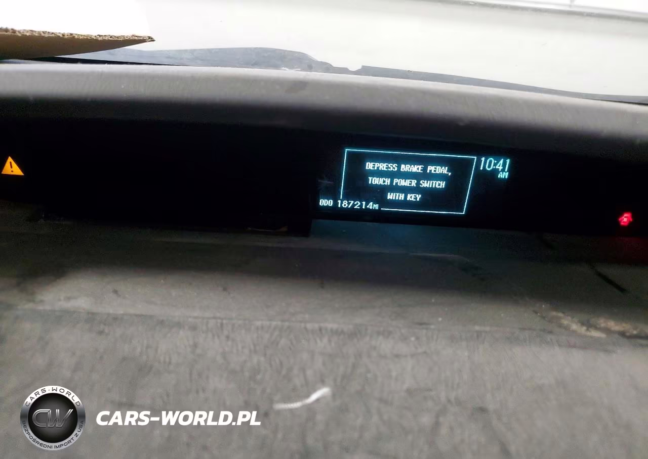 2013 Toyota Prius VIN:JTDKN3DU1D1707617 - 9