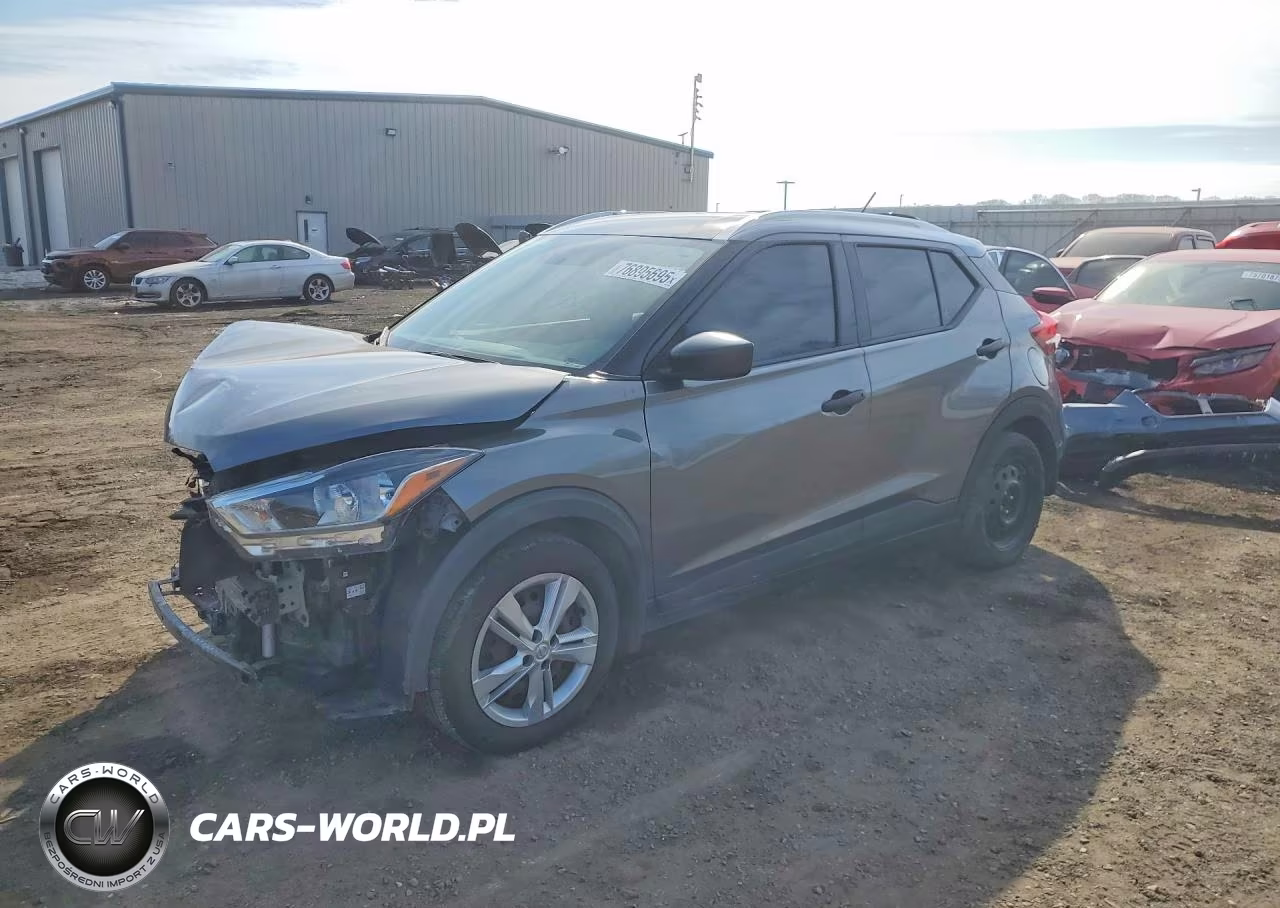 2019 Nissan Kicks S VIN:3N1CP5CU4KL504080 - 1