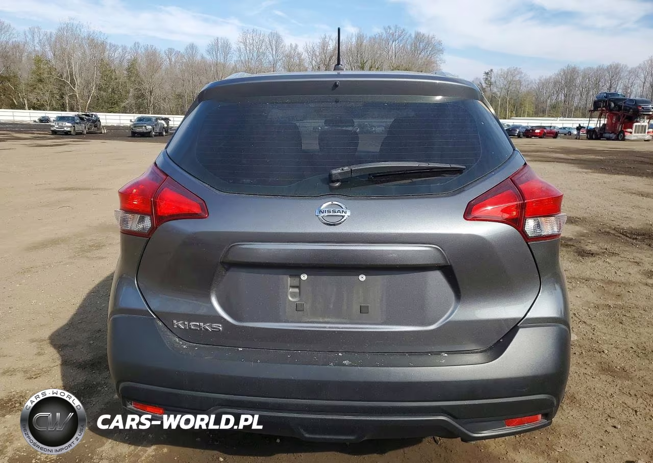 2019 Nissan Kicks S VIN:3N1CP5CU4KL504080 - 6