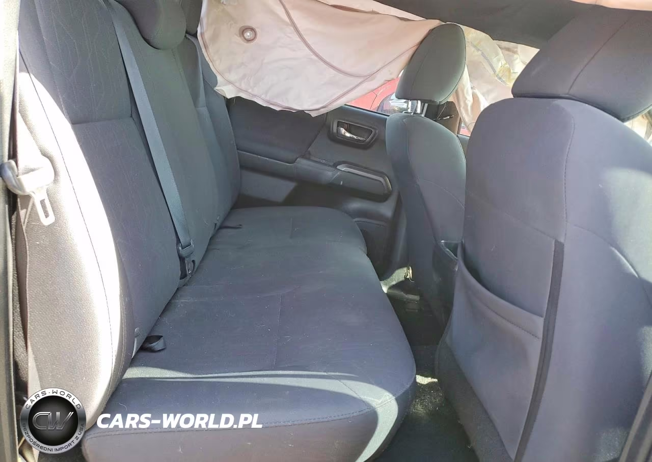 2018 Toyota Tacoma VIN:5TFCZ5AN0JX132839 - 10