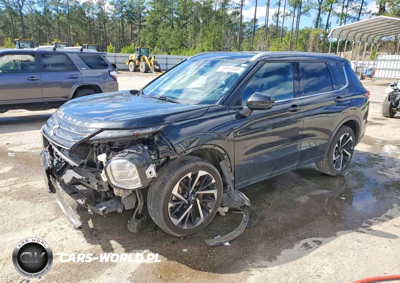 2022 Mitsubishi Outlander Sel