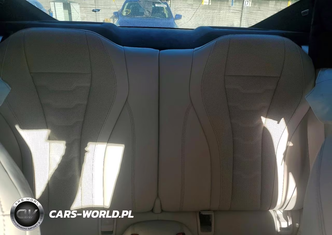 2024 BMW M850Xi VIN:WBABC4C07RCR56331 - 11