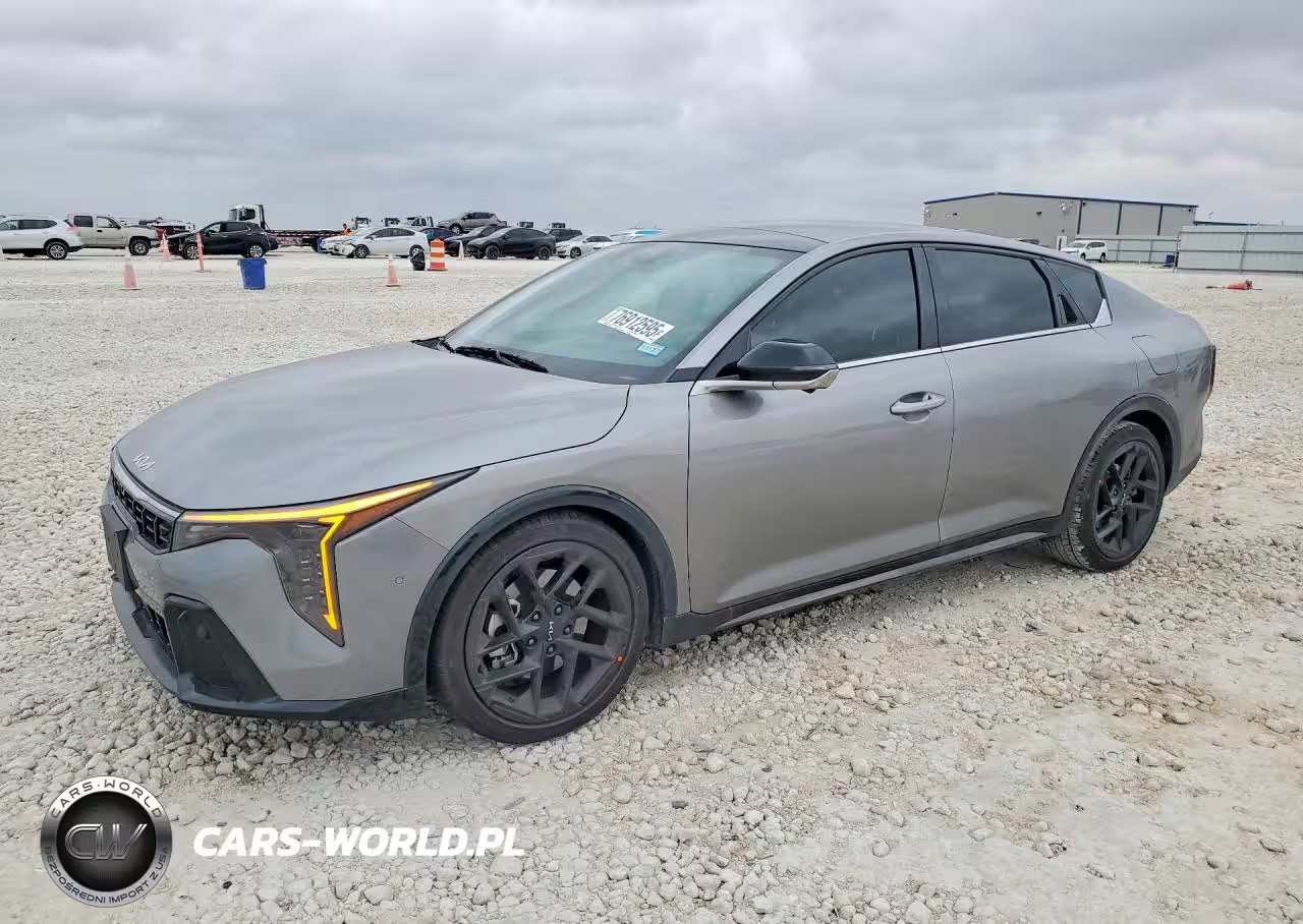 2025 Kia K4 Gt-Line Turbo