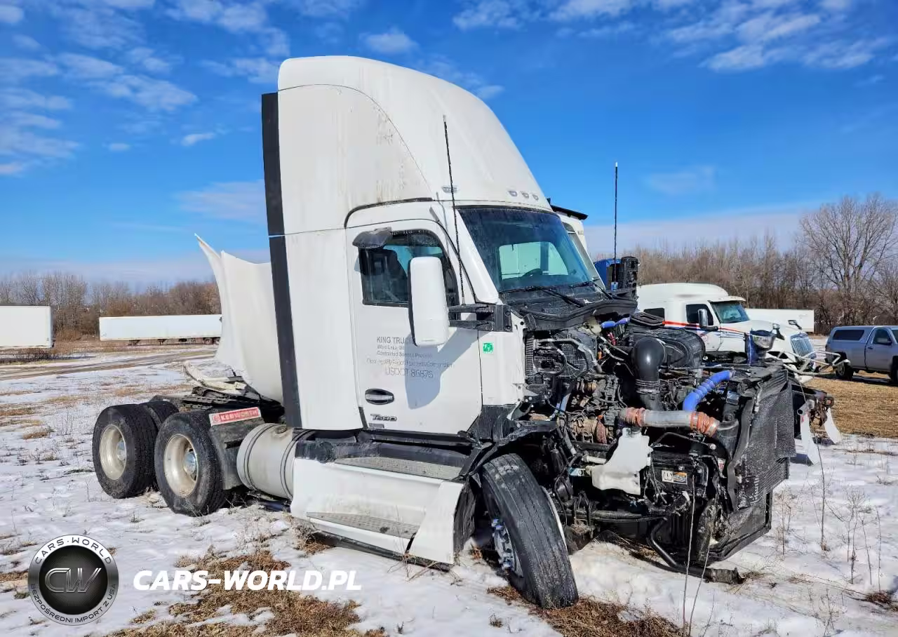 2025 Kenworth T680 Semi Truck