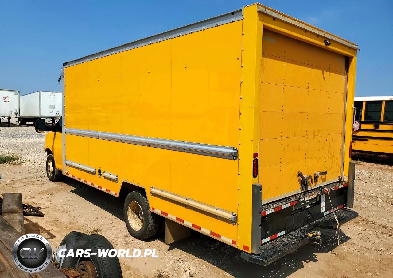2022 GMC Savana Box Truck VIN:7GZ37TC70NN011287 - 2