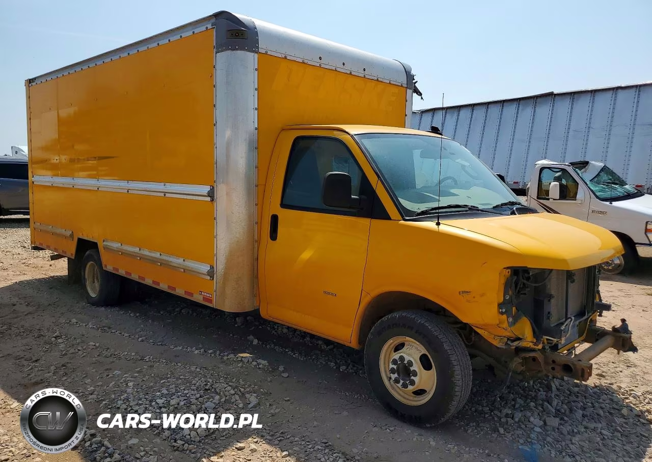 2022 GMC Savana Box Truck VIN:7GZ37TC70NN011287 - 4
