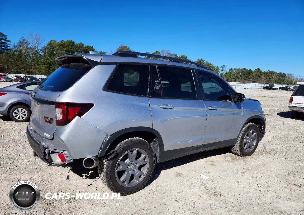 2024 Honda Passport Trail Sport VIN:5FNYF8H60RB018618 - 3