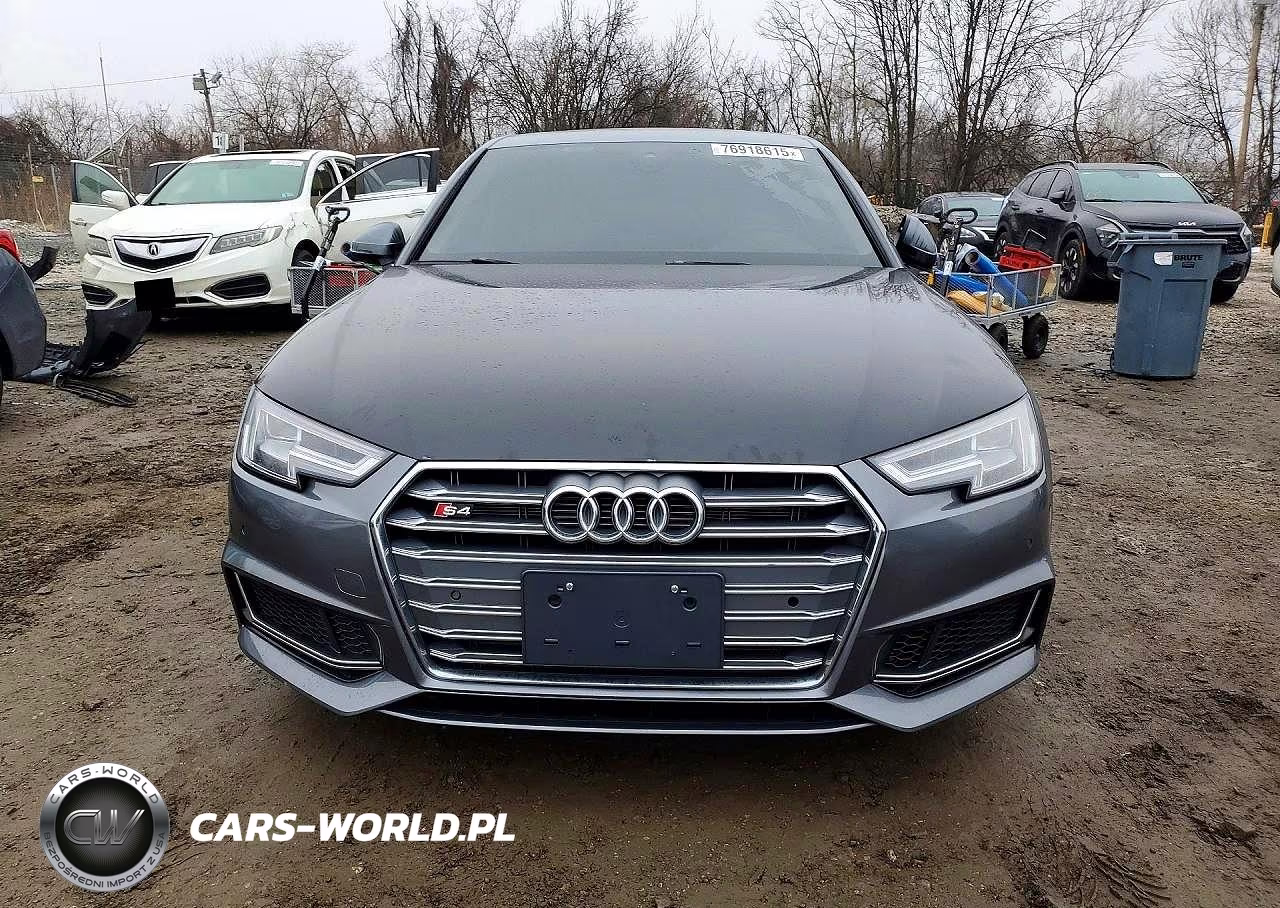2018 Audi A4 Premium Plus VIN:WAUENAF40JA060151 - 5
