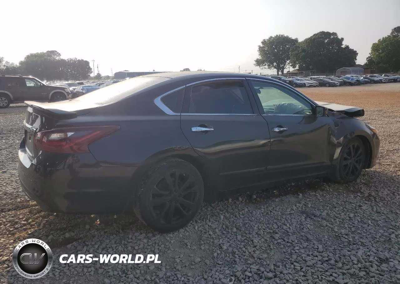 2017 Nissan Altima 2.5 VIN:1N4AL3AP7HC208689 - 5