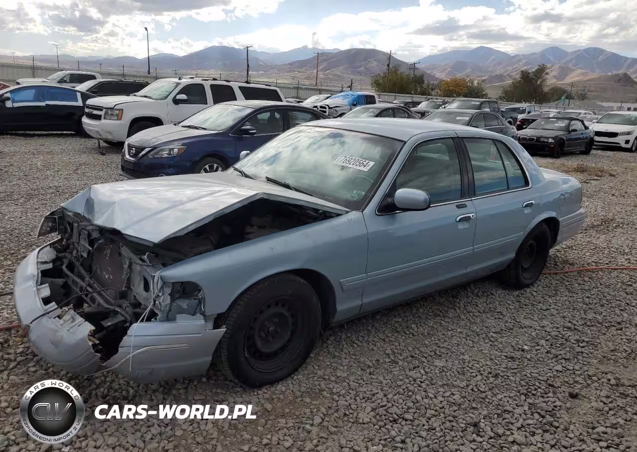 2002 Ford Crown Victoria