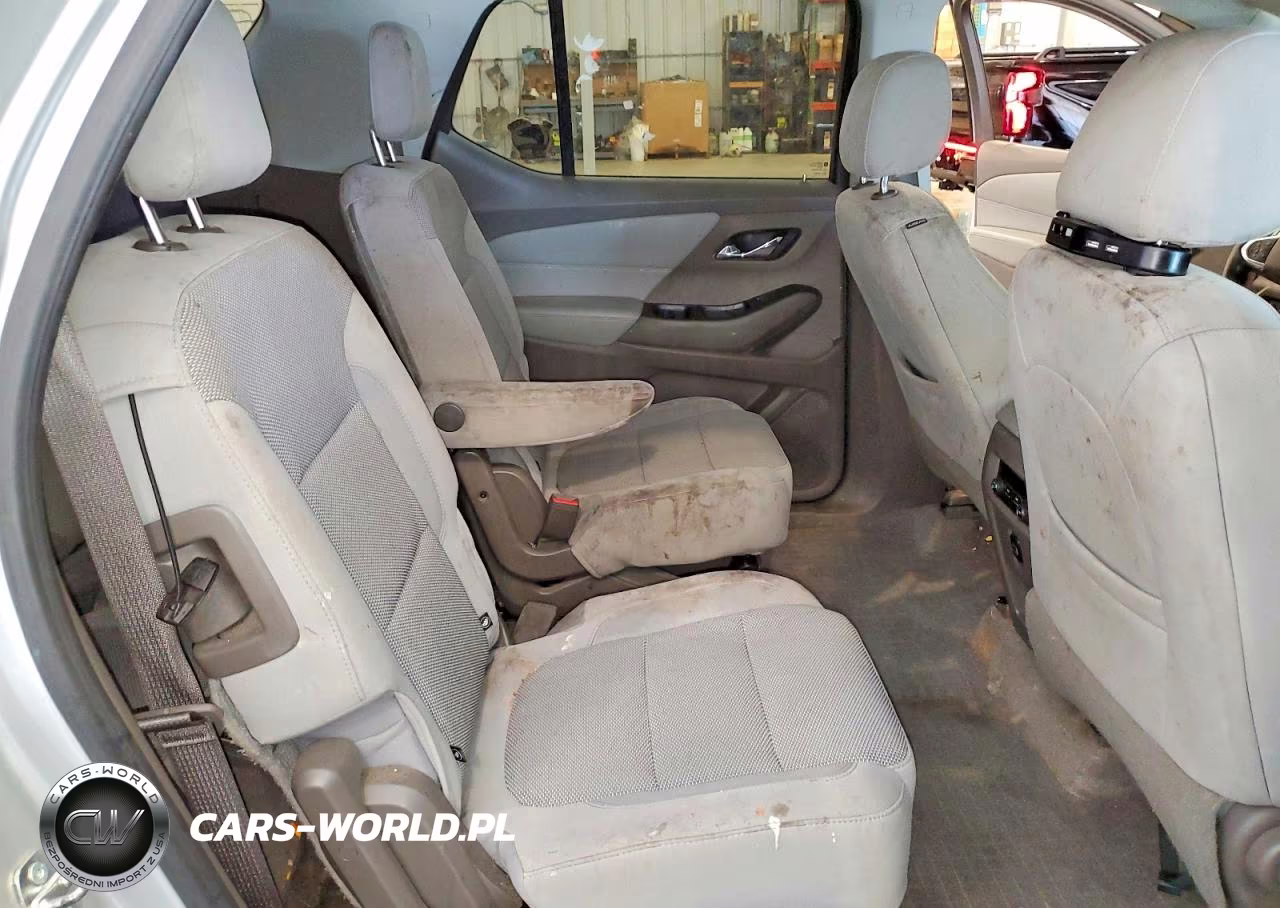 2018 Chevrolet Traverse Lt VIN:1GNEVGKW2JJ128499 - 11