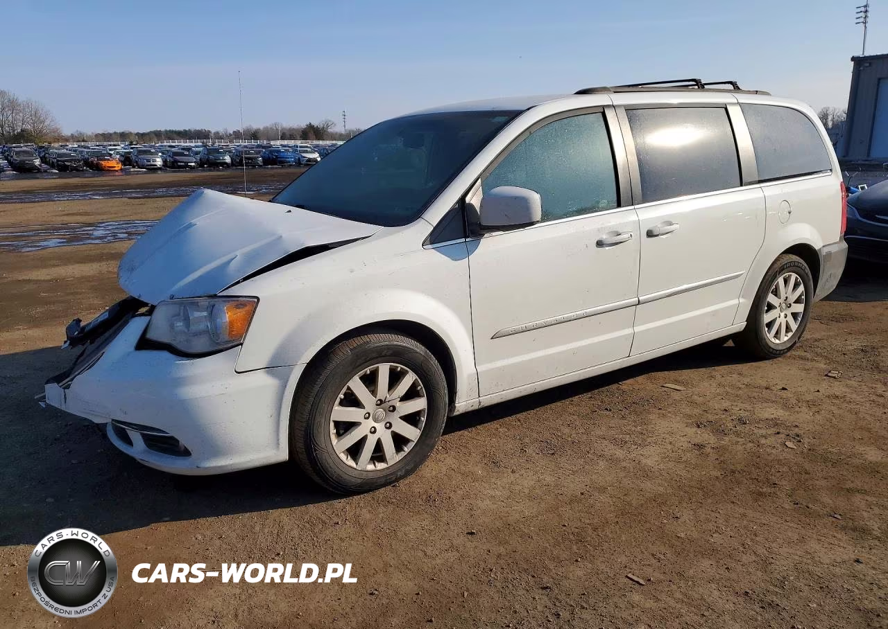 2016 Chrysler Town & Country Touring
