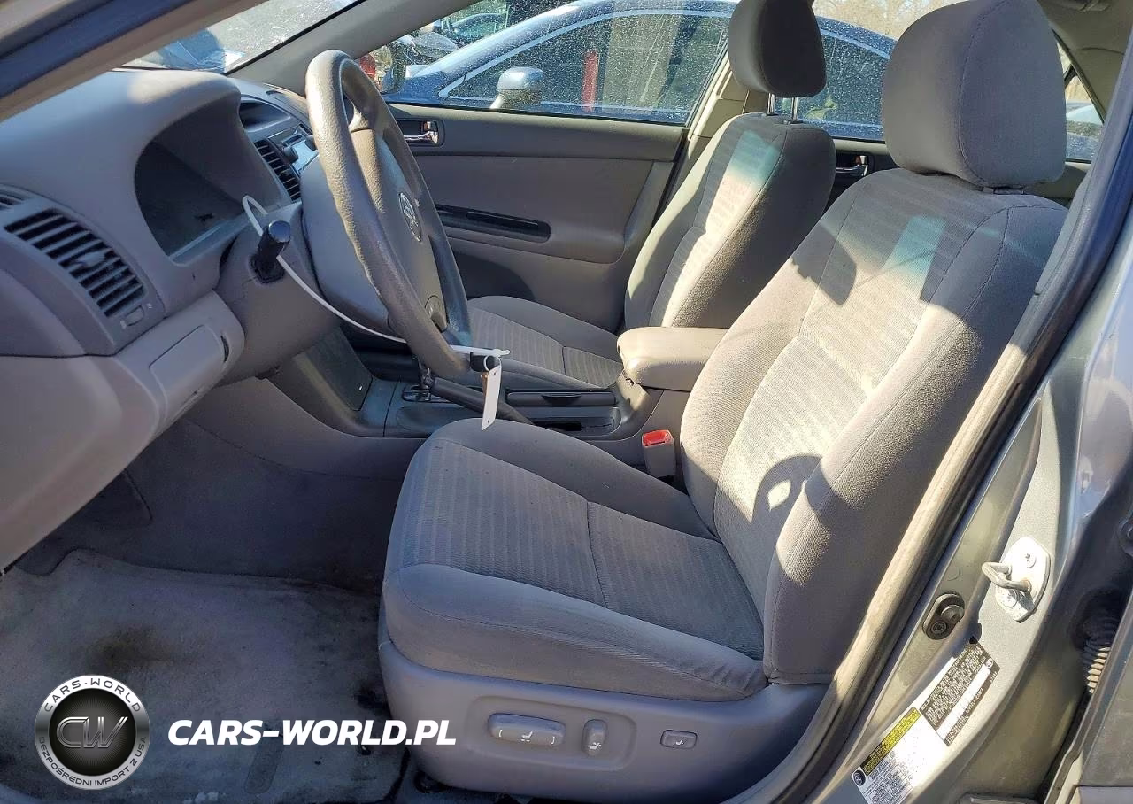 2005 Toyota Camry Le VIN:4T1BE32K15U516924 - 7