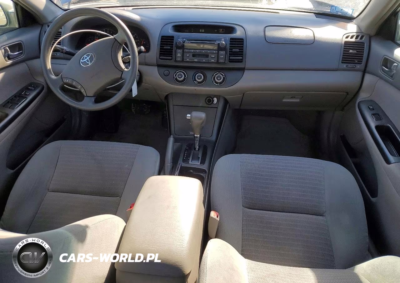 2005 Toyota Camry Le VIN:4T1BE32K15U516924 - 8
