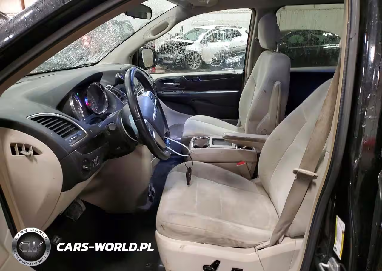 2011 Chrysler Town & Country Touring VIN:2A4RR5DG8BR607431 - 7