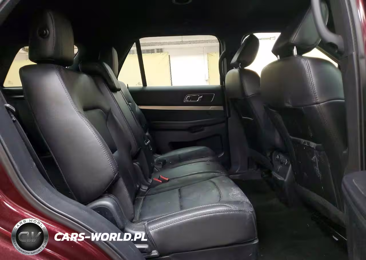 2018 Ford Explorer Xlt VIN:1FM5K8D86JGB06570 - 11