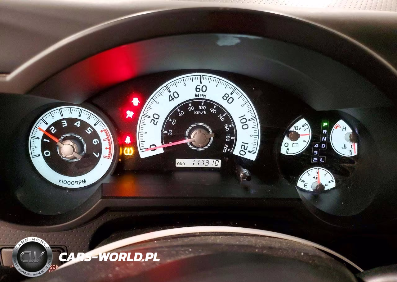 2010 Toyota Fj Cruiser VIN:JTEBU4BF8AK080140 - 9