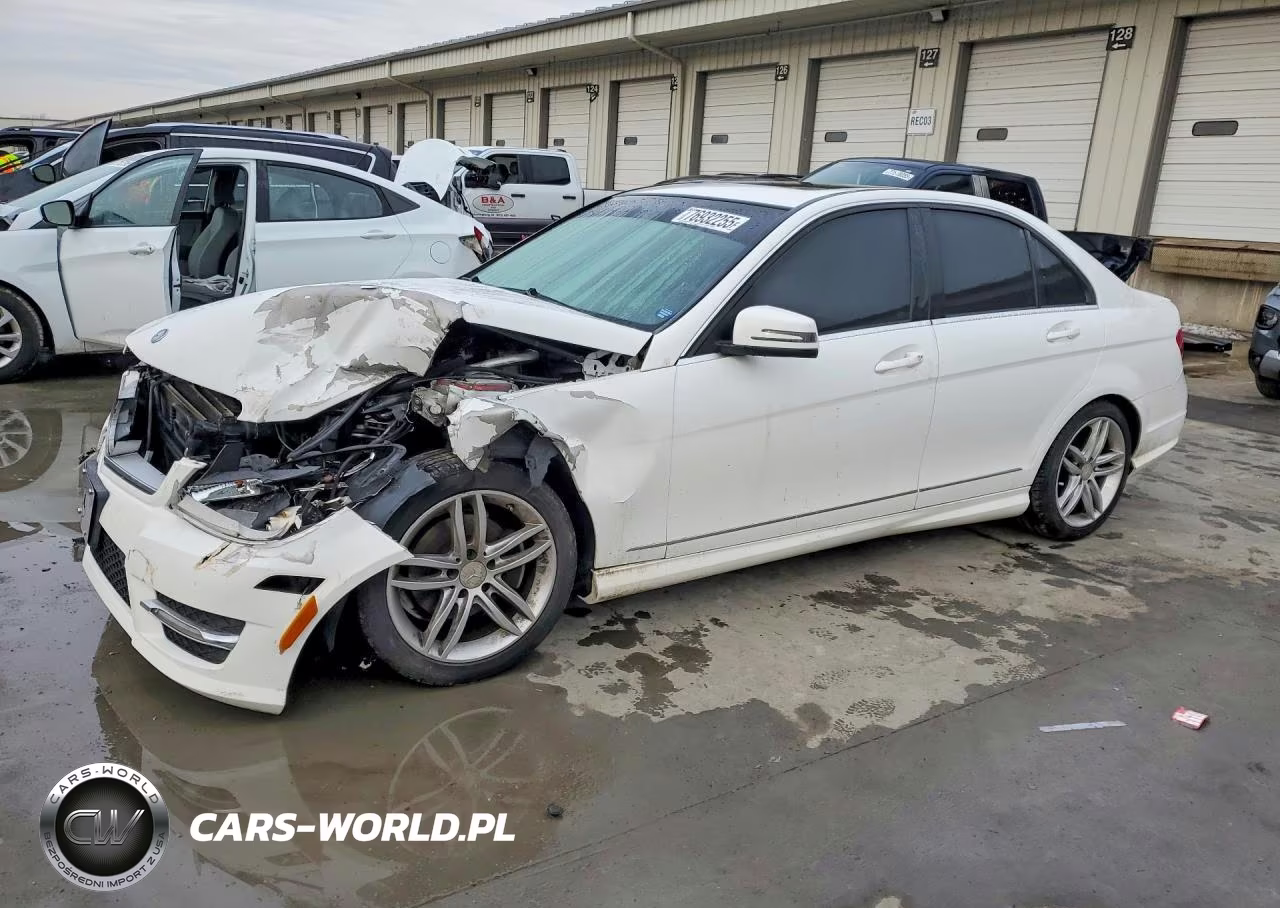 2013 Mercedes-Benz C 250