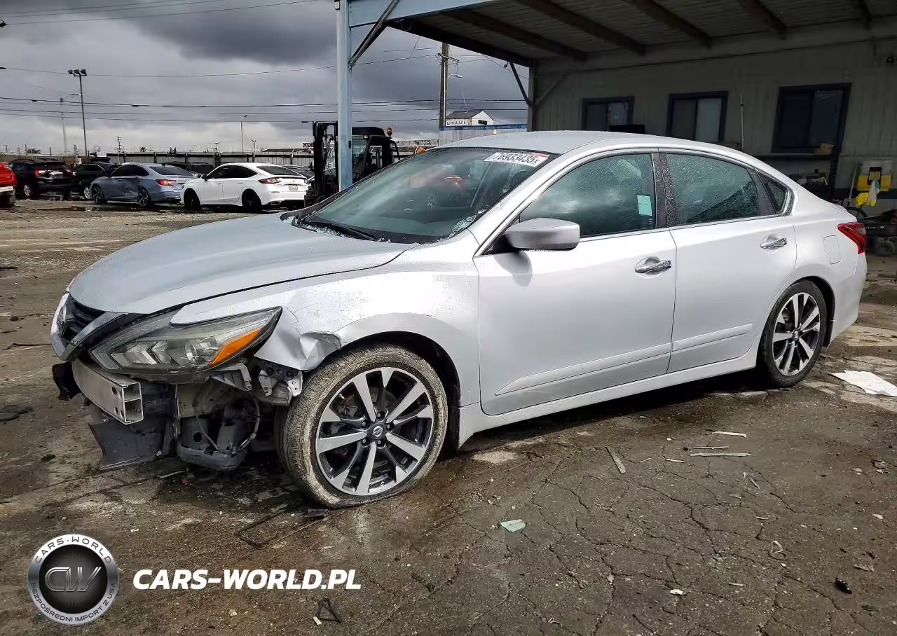 2017 Niss Altima