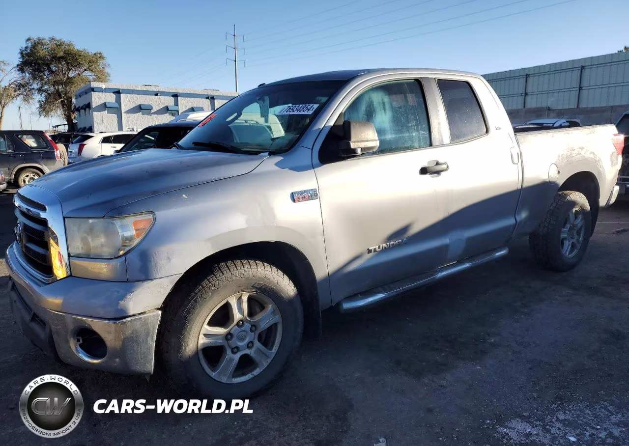 2011 Toyota Tundra Double Cab Sr5 – zdjęcie 1 z 12