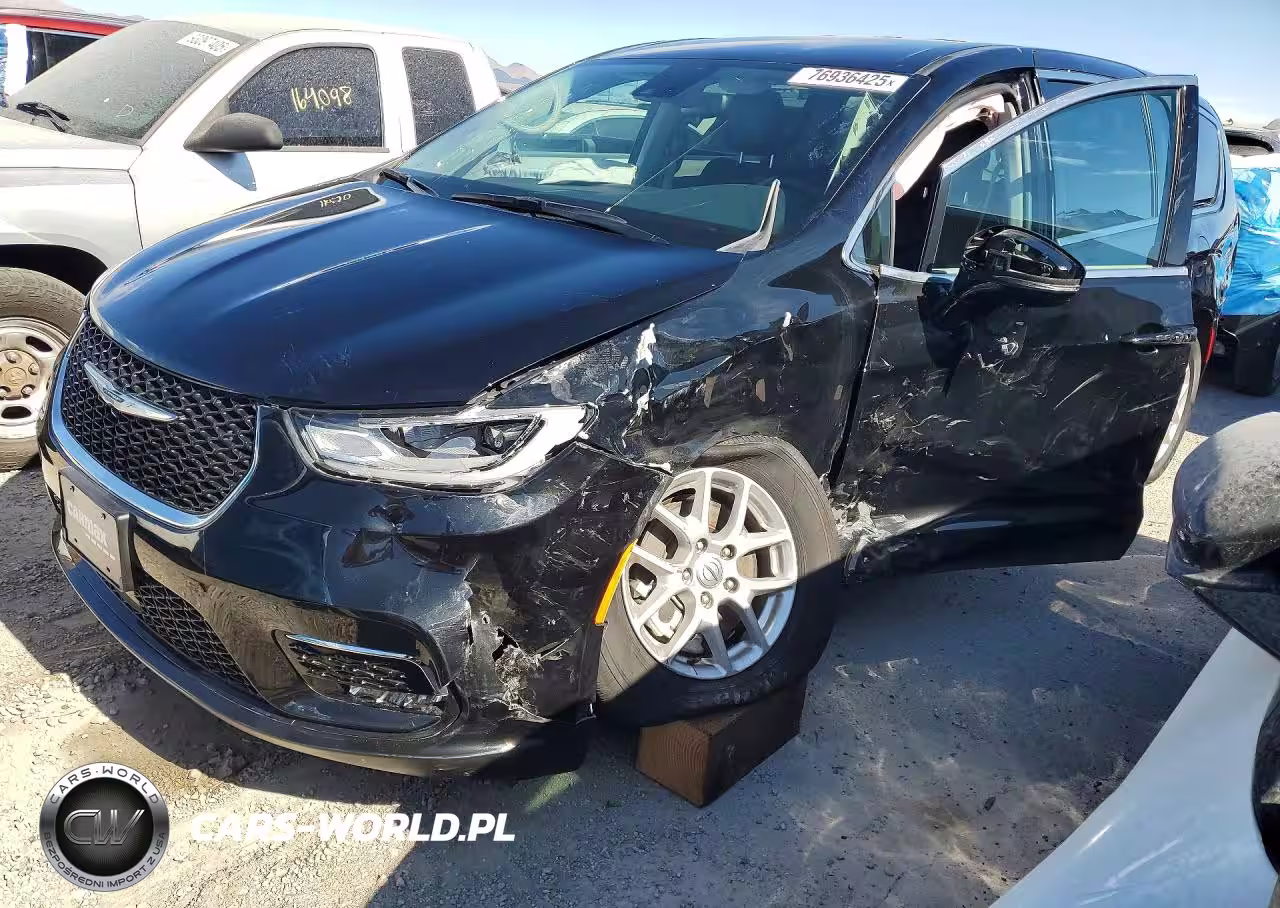 2024 Chrysler Pacifica Touring L