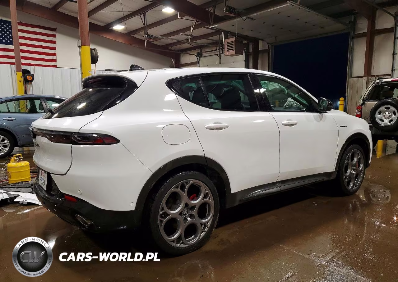 2024 Alfa Romeo Tonale Veloce VIN:ZASPATDW5R3035872 - 3