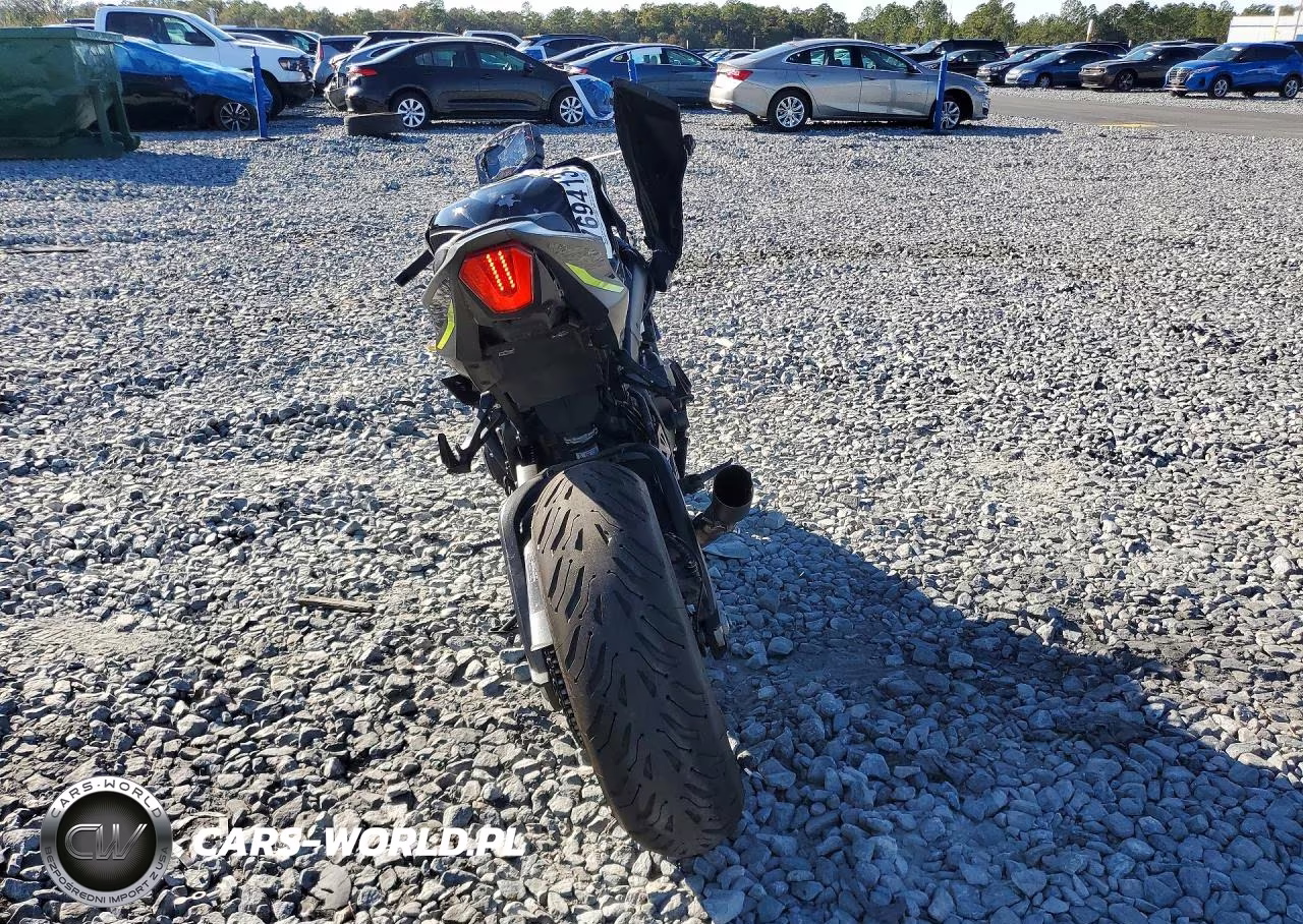 2023 Suzuki Gsx-S1000 VIN:JS1DM11B5P7100540 - 4