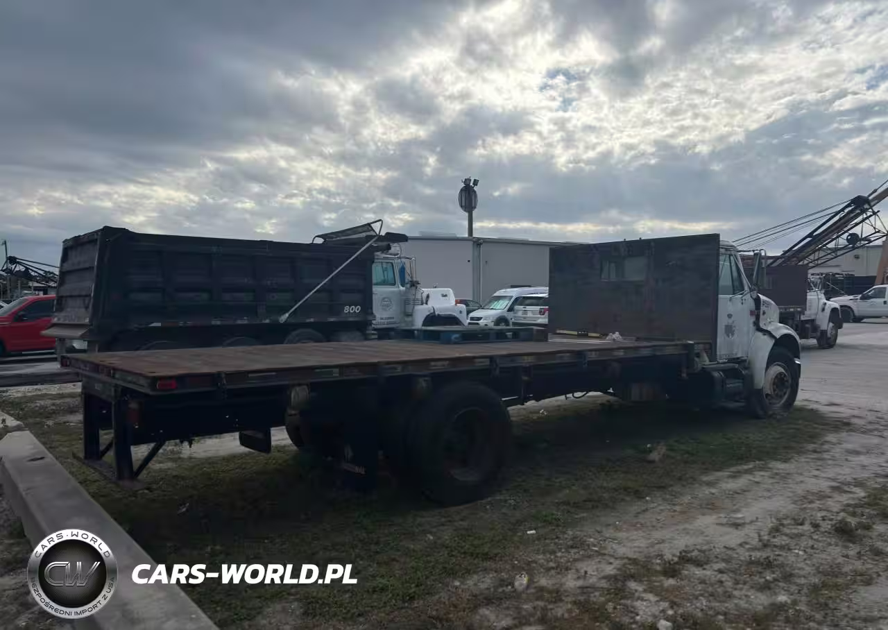 1990 International 4000 4600