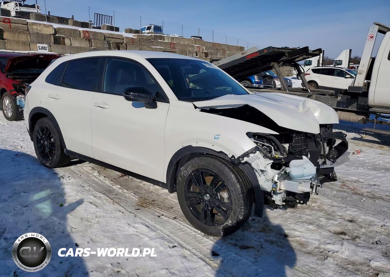 2026 Honda Hr-V Sport VIN:3CZRZ1H5XTM705760 - 4