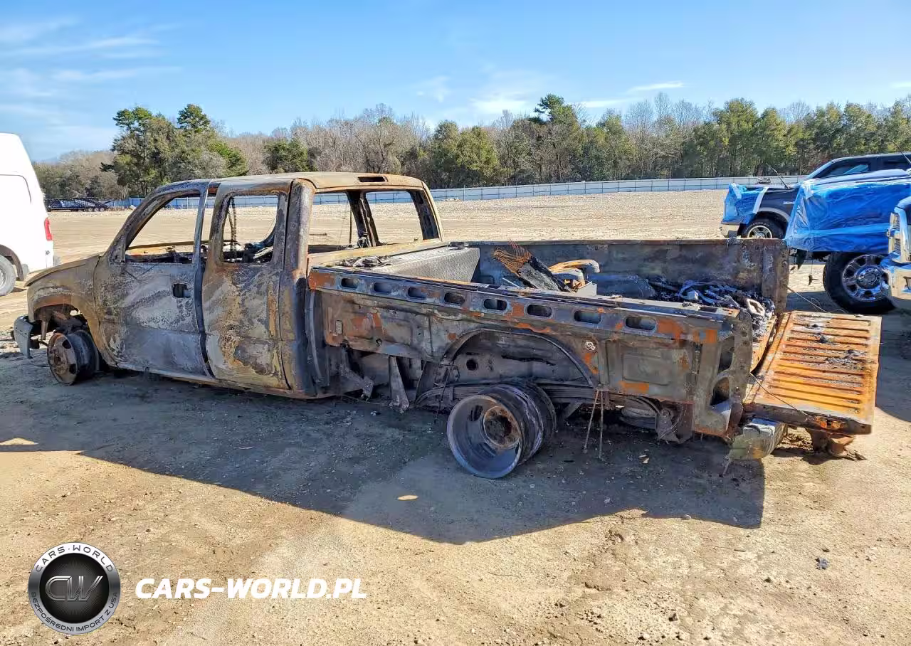 2007 Chevrolet Silverado 3500 4X4 L VIN:1GCJK39D67E158426 - 2