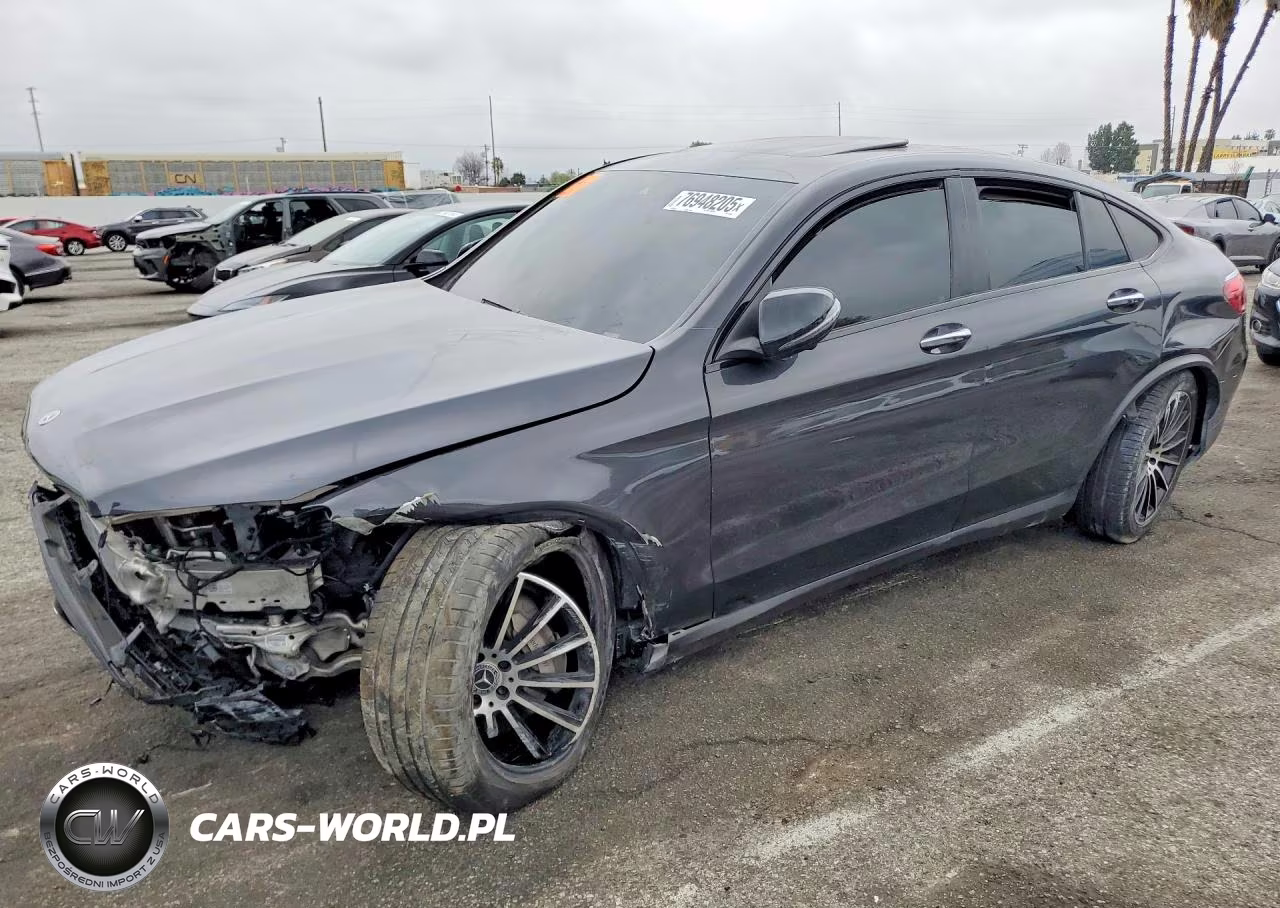 2023 Mercedes-Benz Glc Coupe 300 4Matic – zdjęcie 1 z 13