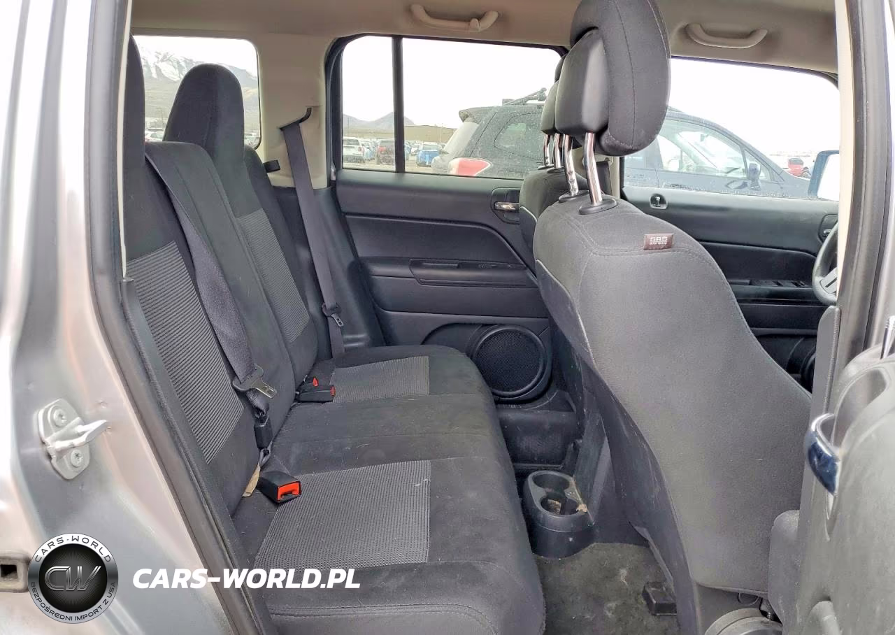 2016 Jeep Patriot Sport VIN:1C4NJRBB9GD671997 - 10