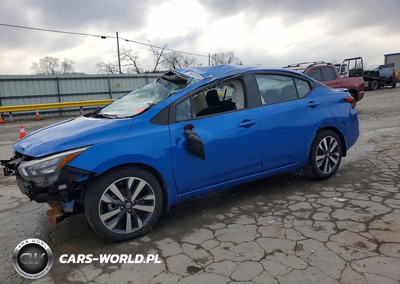 2020 Nissan Versa Sr – zdjęcie 1 z 12