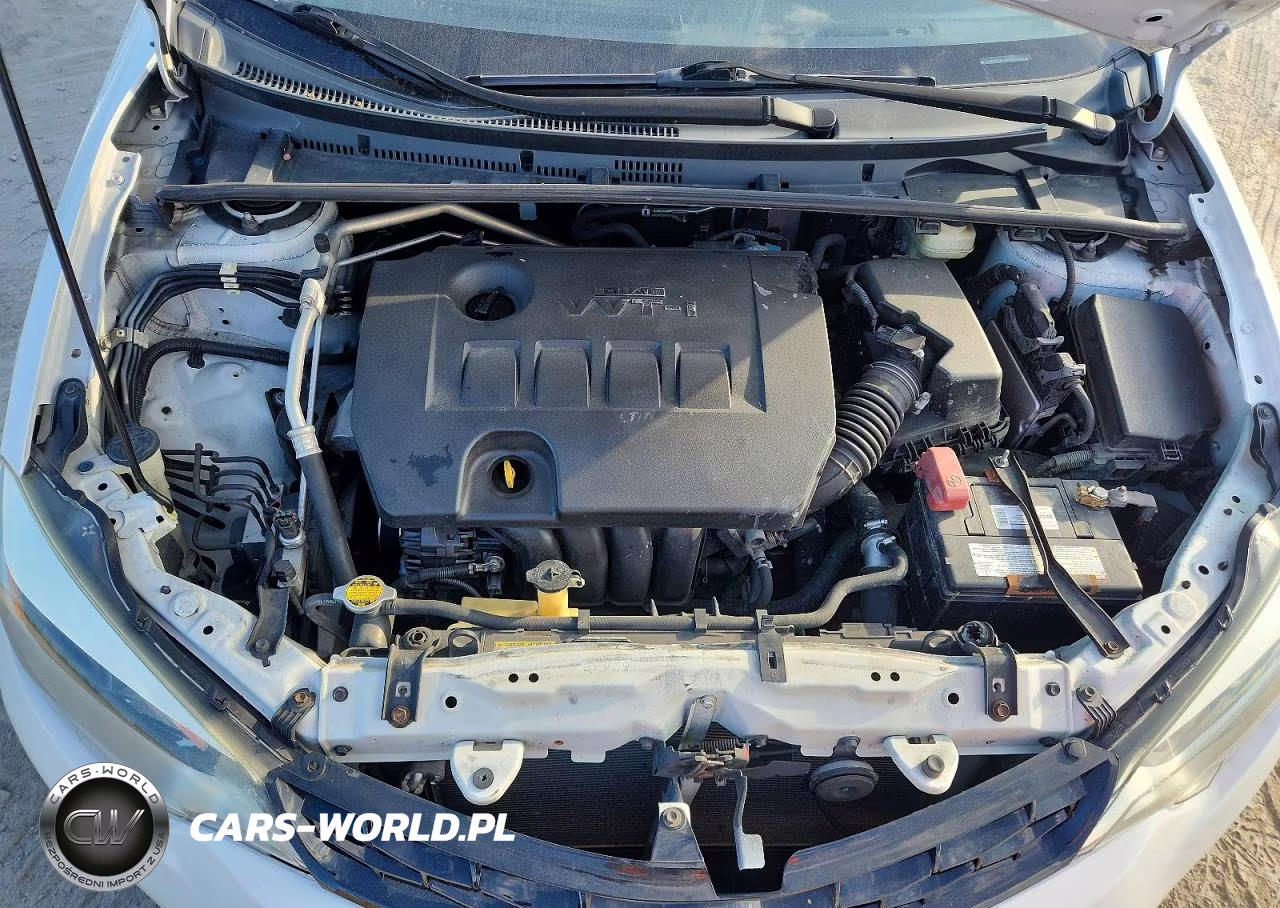 2015 Toyota Corolla L VIN:5YFBURHE3FP303449 - 11