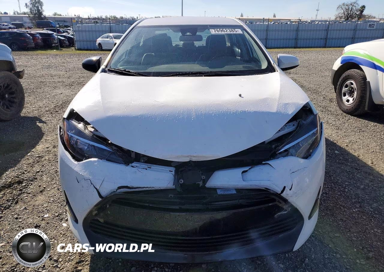 2019 Toyota Corolla L VIN:5YFBURHE4KP879058 - 5