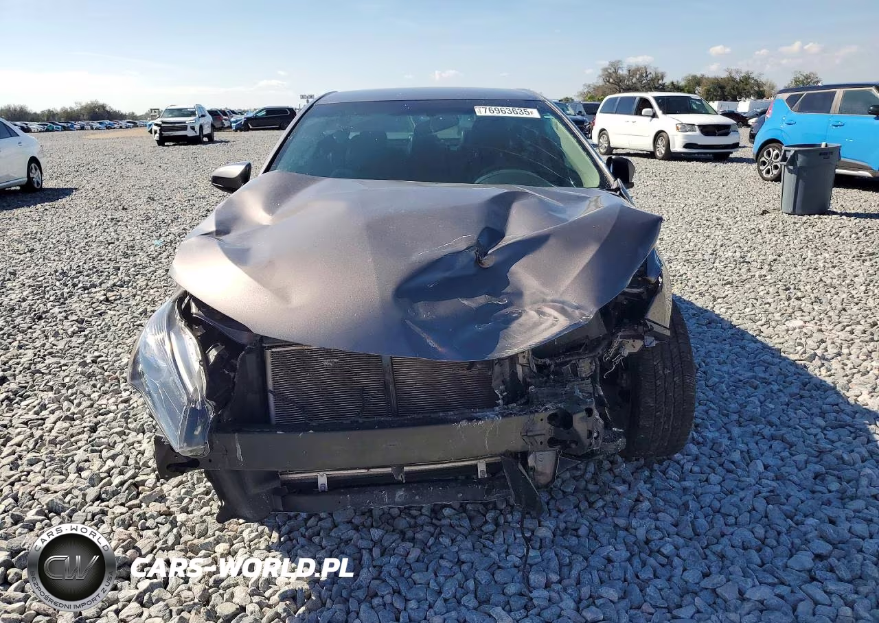 2017 Toyota Camry Le VIN:4T1BF1FKXHU411850 - 5