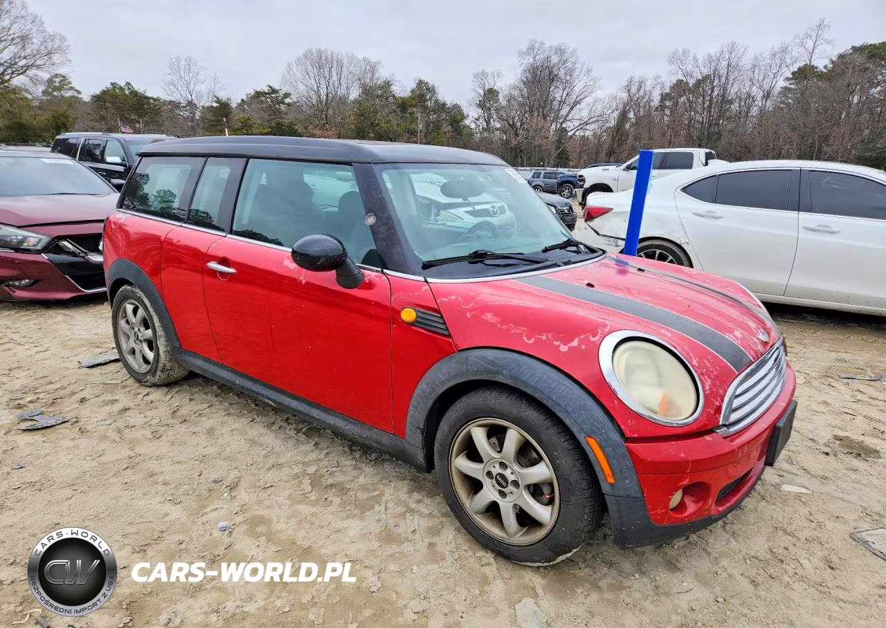 2010 Mini Cooper Clubman VIN:WMWML3C52ATX51776 - 4