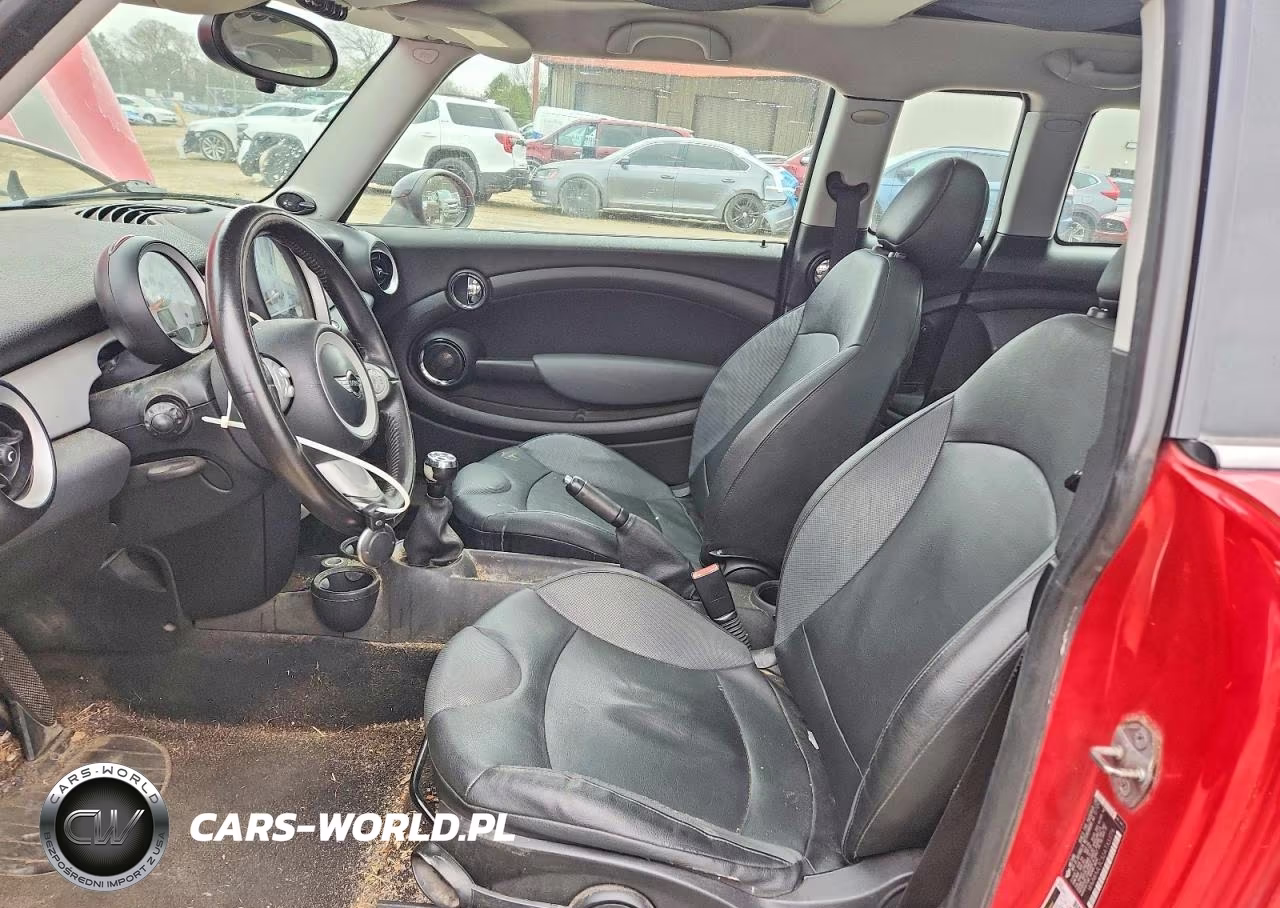 2010 Mini Cooper Clubman VIN:WMWML3C52ATX51776 - 7
