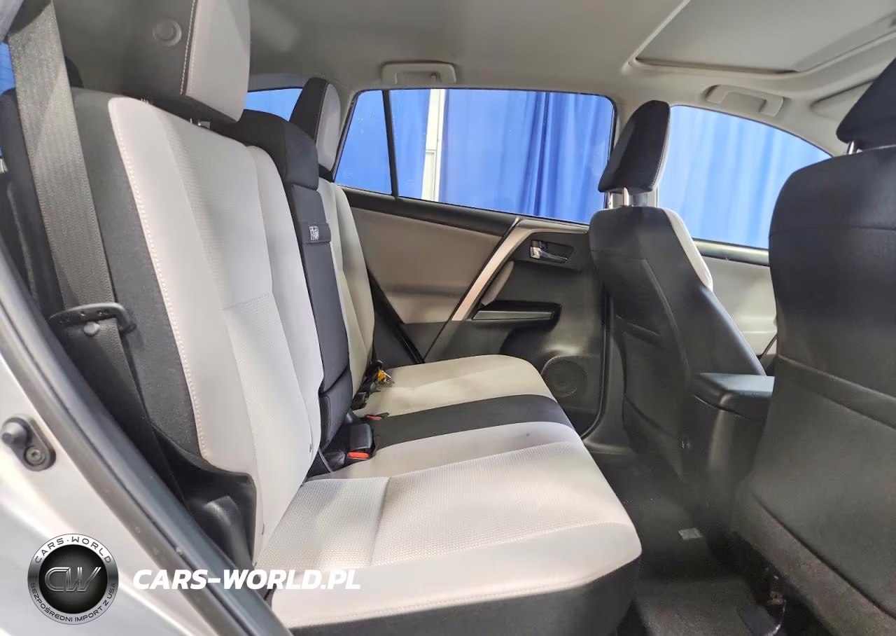 2017 Toyota Rav4 Hv Le VIN:JTMRJREV1HD092673 - 11