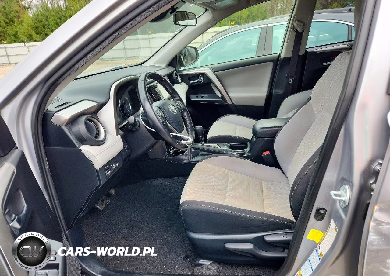 2017 Toyota Rav4 Hv Le VIN:JTMRJREV1HD092673 - 7
