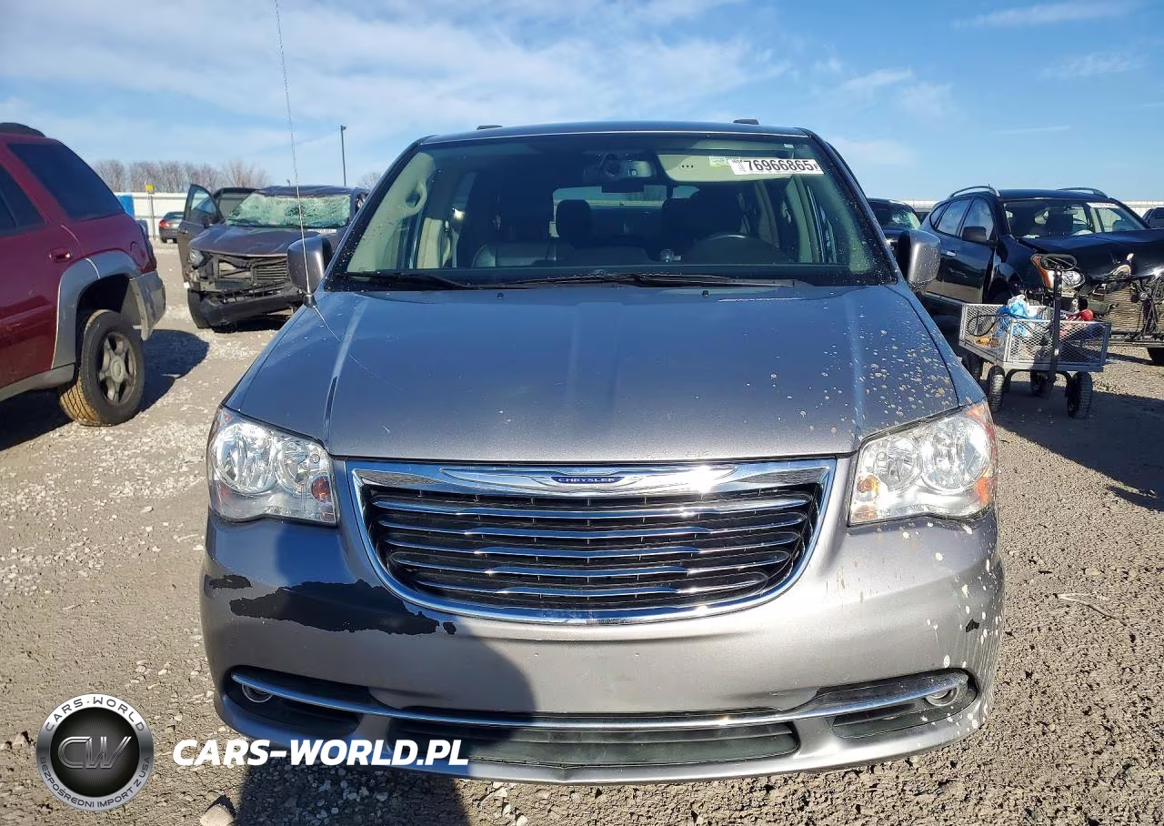2016 Chrysler Town & Country Touring VIN:2C4RC1BG3GR128408 - 5